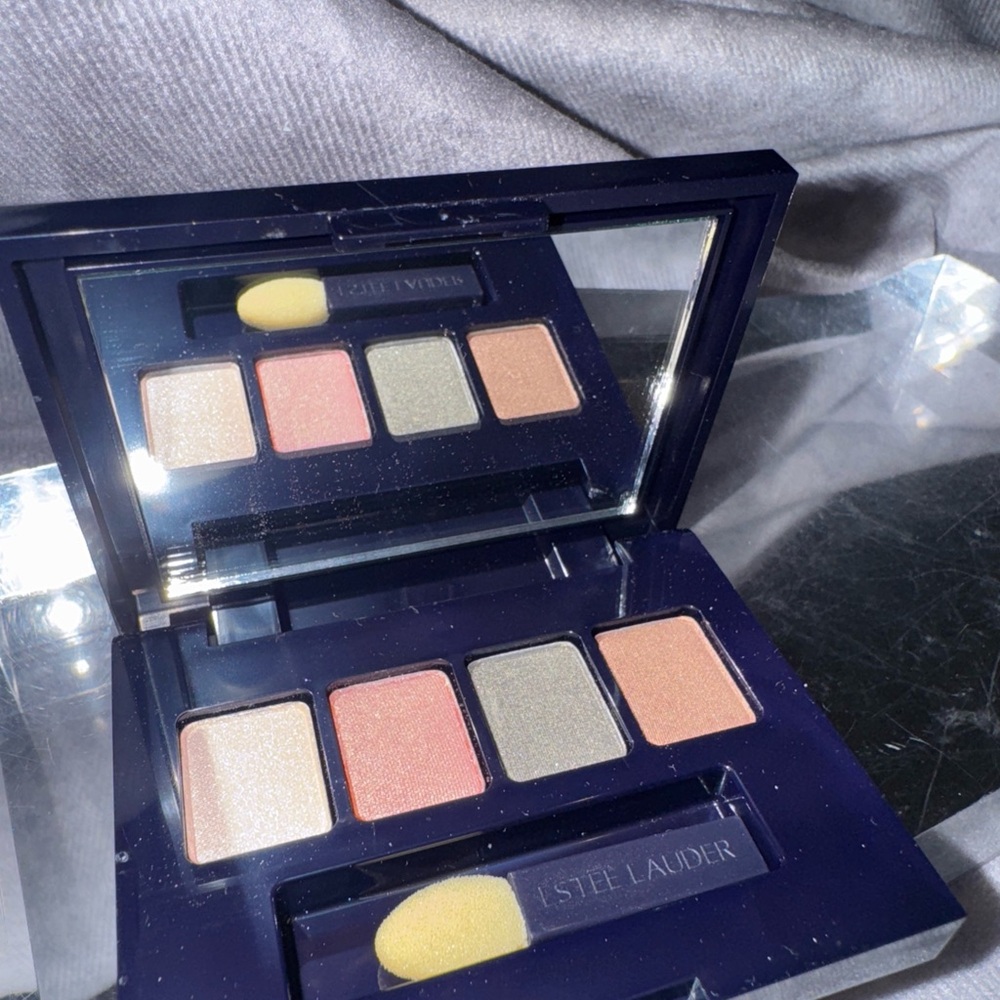 Estee Lauder Shimmering Eyeshadow Quad ballet slippers, enchanted nude fresco